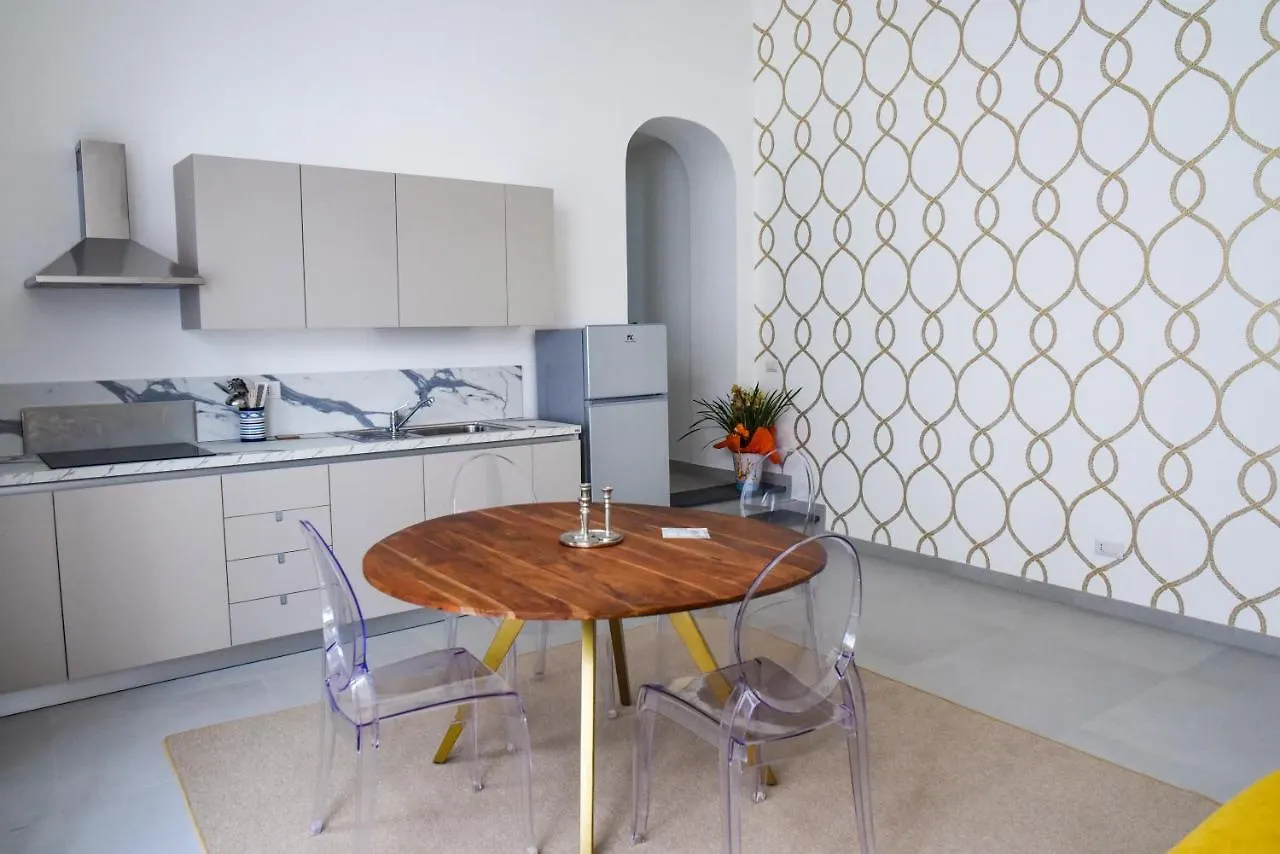 Corso Vittorio Elegant Suites Lipari アパート