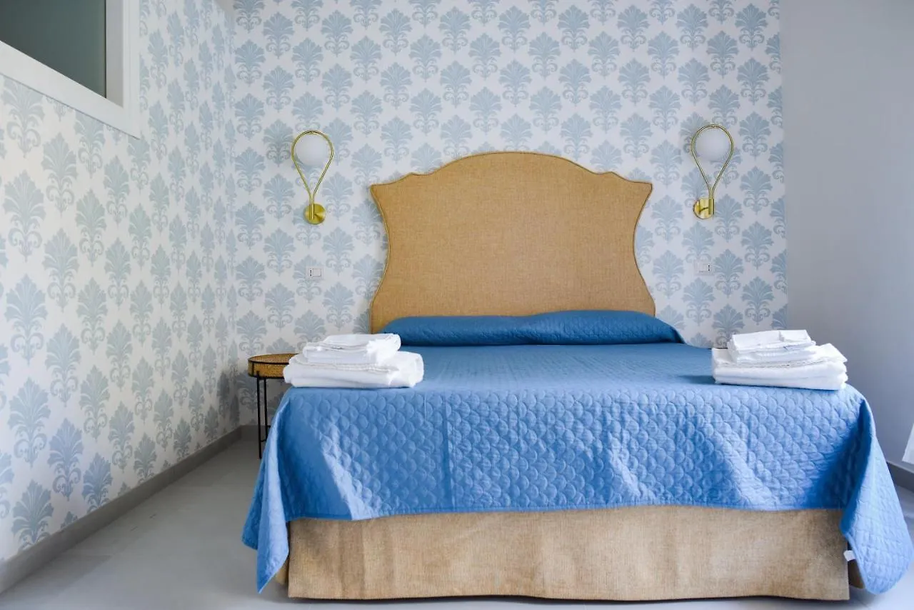 Corso Vittorio Elegant Suites Lipari リーパリ